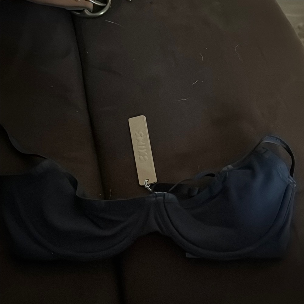 Skims Black Bra